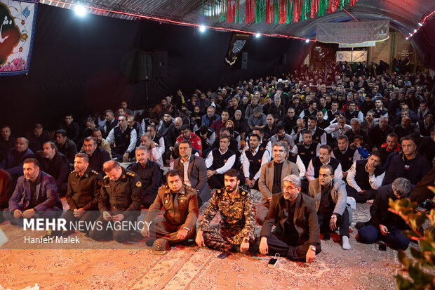 سوگواره ریحانه الرسول (ص) و وادع با شهید گمنام در گرگان