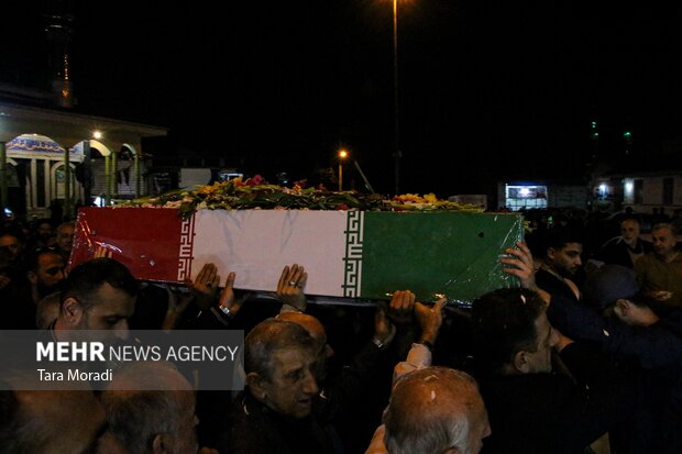 استقبال مردمان کومله از شهید خوشنام