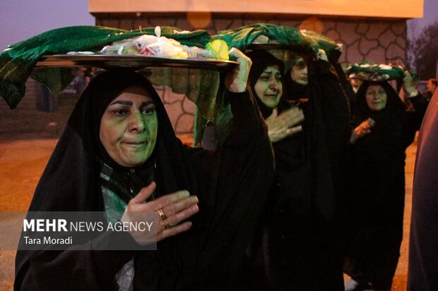 استقبال مردمان کومله از شهید خوشنام
