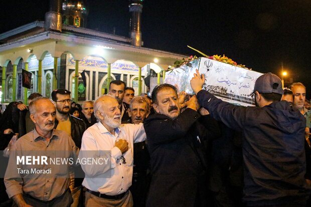 استقبال مردمان کومله از شهید خوشنام