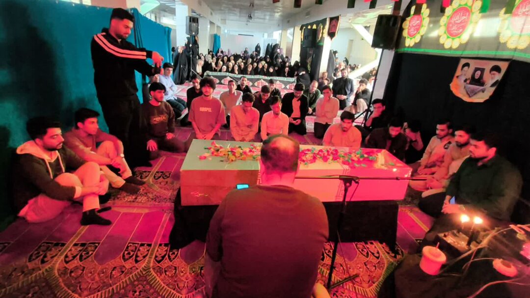 فاطمیه‌ای با عطر شهدای گمنام در دانشگاه های فارس