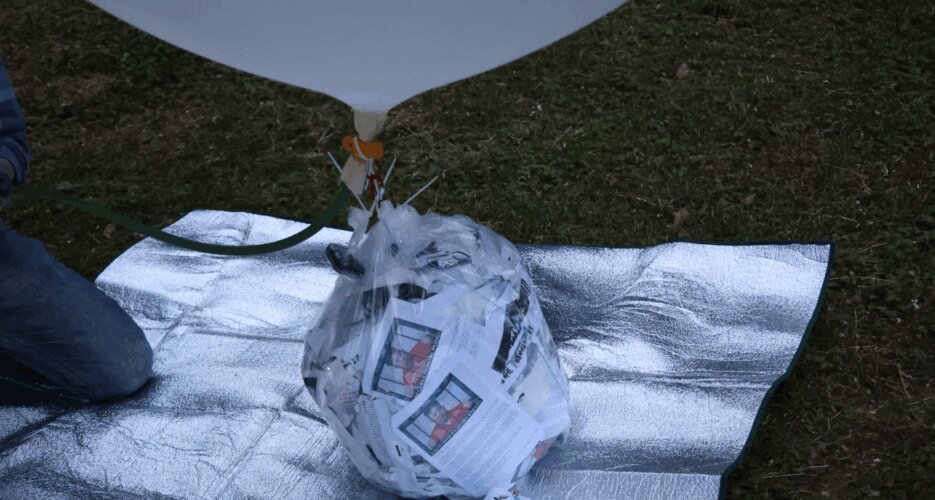 كره،ارسال،شمالي،بالون،جنوبي،مرزي،عامل