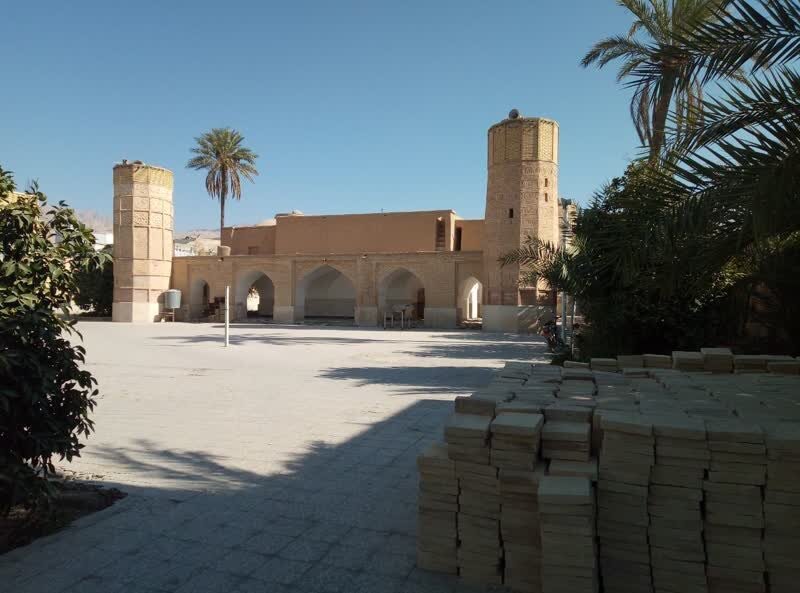 عملیات مرمت تنها مسجد چهارمناره تاریخی کشور در داراب آغاز شد