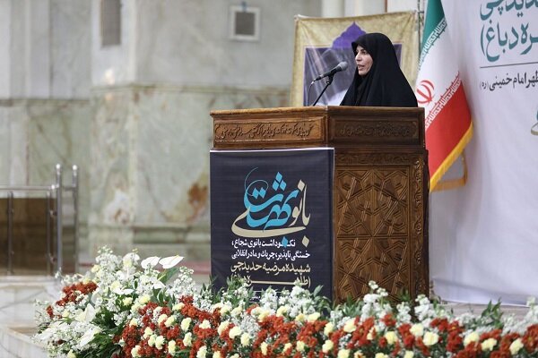 دباغ،زن،بانو،زنان،الگوي،مقام،بانوي،مسلمان،سخنان،حضرت،رهبري،ا ...