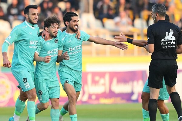 صعود پیکان، چادرملو و مس رفسنجان به مرحله یک هشتم نهایی صعود پیکان، چادرملو و مس رفسنجان به مرحله یک هشتم نهایی