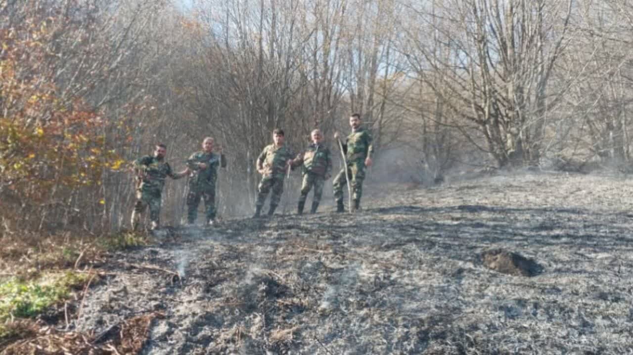 قمی: حریق ۲.۵ هکتار از جنگل‌های اسپیناس آستارا مهار شد