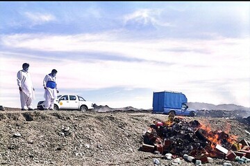 ۱.۵ تن مواد غذایی فاسد در سراوان معدوم شد