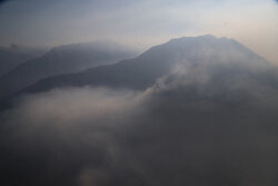 ماموریت هیئت پارلمانی برای بررسی حادثه آتش سوزی جنگل الیت