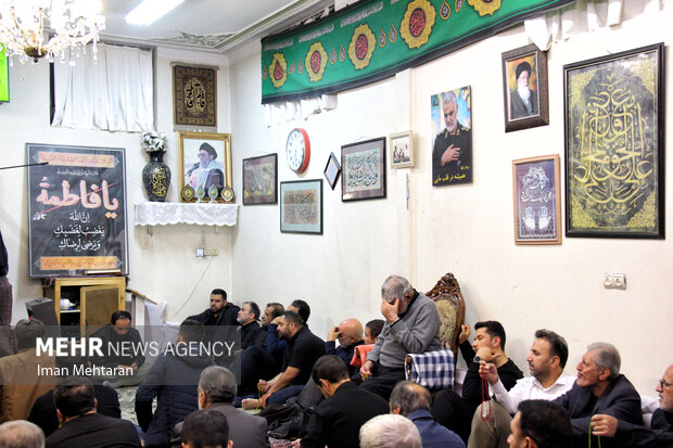 مجلس خانگی حضرت زهرا(س) در کرمانشاه زنده‌تر از همیشه