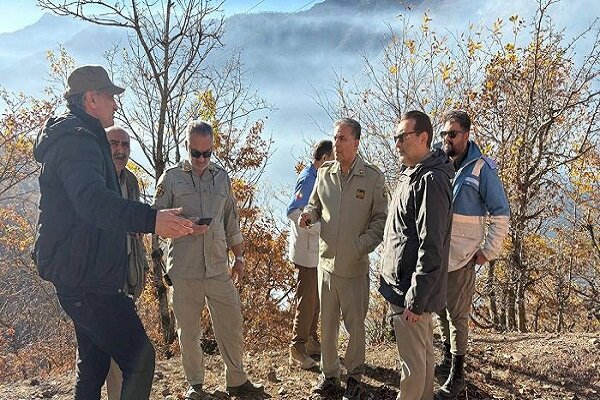 ظهرابی: وزش باد کار مهار آتش را در «الیت» پیچیده کرده است