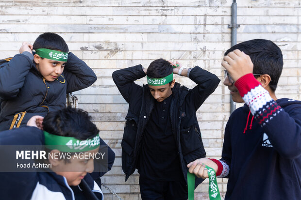 مراسم عزاداری ایام فاطمیه در منطقه قیام تهران