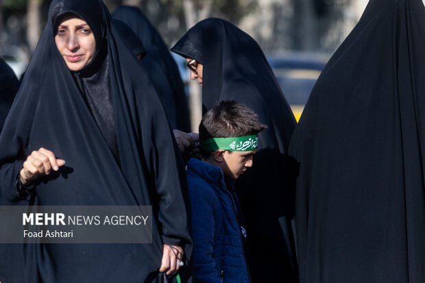 مراسم عزاداری ایام فاطمیه در منطقه قیام تهران