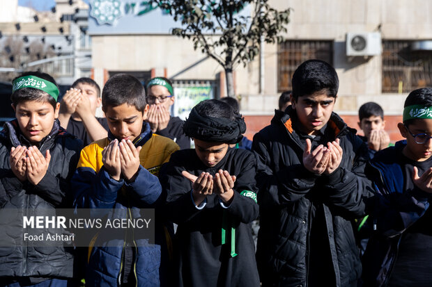 مراسم عزاداری ایام فاطمیه در منطقه قیام تهران