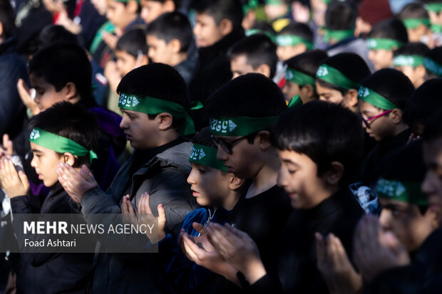 مراسم عزاداری ایام فاطمیه در منطقه قیام تهران