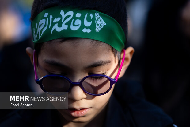 مراسم عزاداری ایام فاطمیه در منطقه قیام تهران