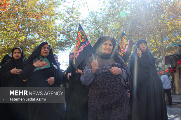 دسته عزاداری بانوان در قم
