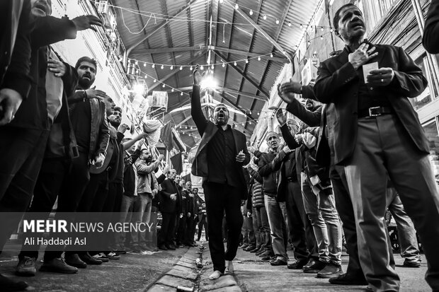 مراسم عزاداری فاطیمه در بازار تهران