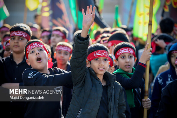 دسته عزاداری نسل فاطمی در یزد