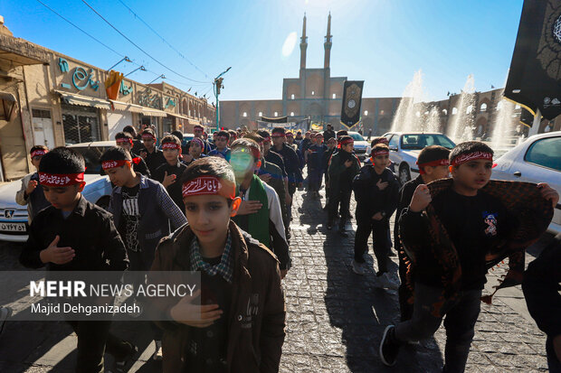 دسته عزاداری نسل فاطمی در یزد