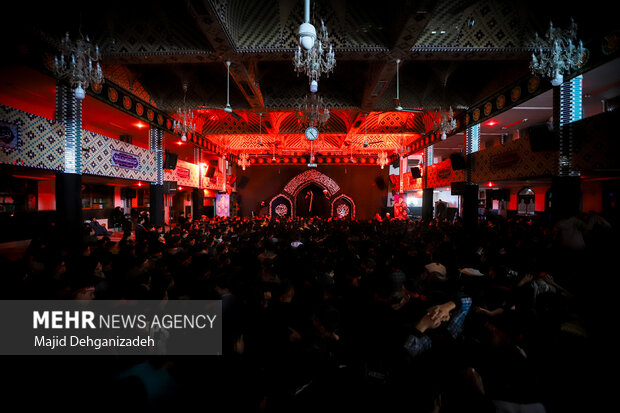 دسته عزاداری نسل فاطمی در یزد