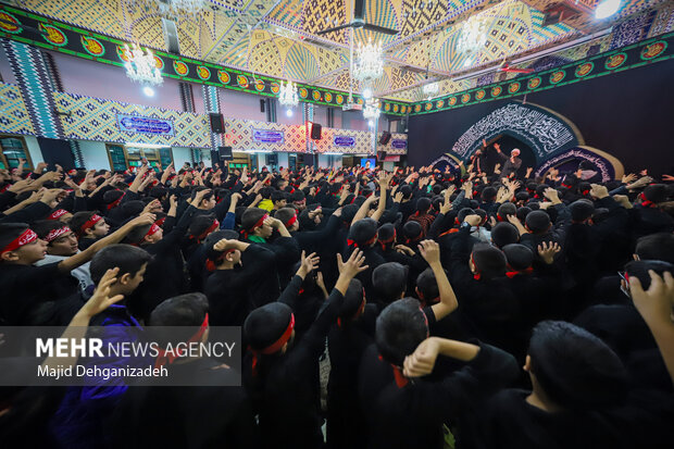 دسته عزاداری نسل فاطمی در یزد