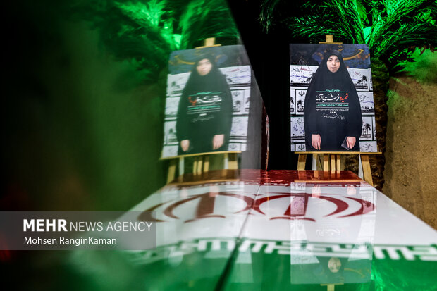 آیین بدرقه پیکر مطهر 100 شهید گمنام دفاع مقدس در معراج شهدا 3