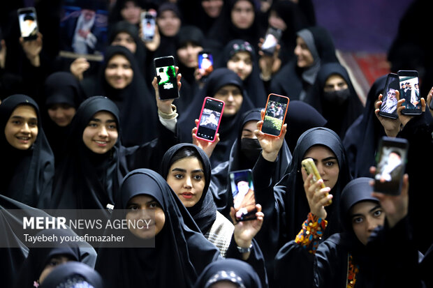 اجتماع بزرگ دختران حاج قاسم در همدان