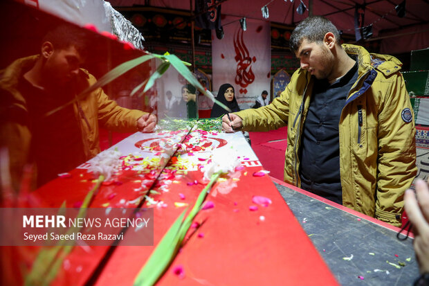 مراسم وداع با پیکرهای 100 شهید گمنام دوران دفاع مقدس 6