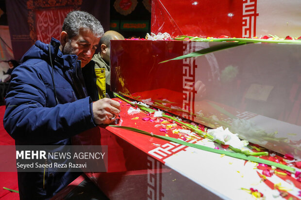 مراسم وداع با پیکرهای 100 شهید گمنام دوران دفاع مقدس 37