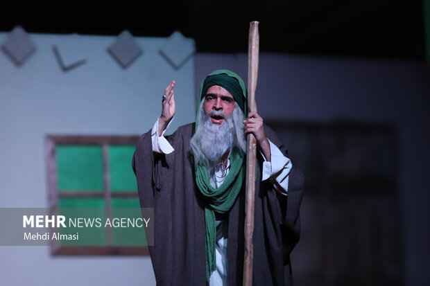 اجرای نمایش آیینی «ماه مه گرفته» در زنجان