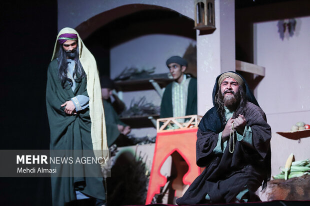 اجرای نمایش آیینی «ماه مه گرفته» در زنجان