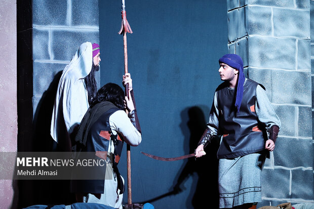 اجرای نمایش آیینی «ماه مه گرفته» در زنجان