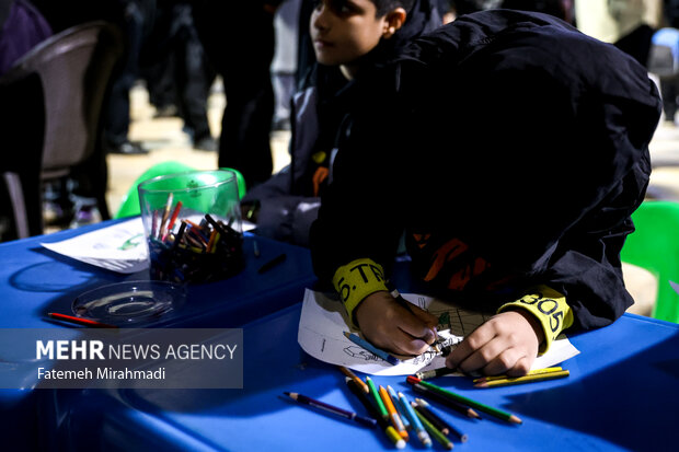 بازنمایی صحن انقلاب حرم رضوی در میدان نبوت 27