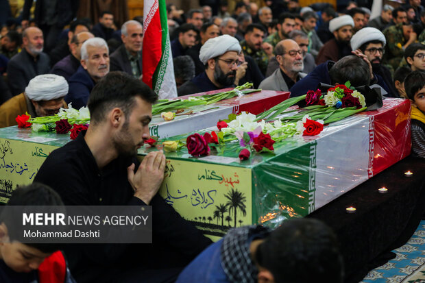 شب وداع با شهدای گمنام دفاع مقدس در اردبیل