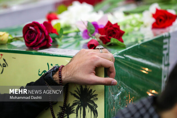 شب وداع با شهدای گمنام دفاع مقدس در اردبیل