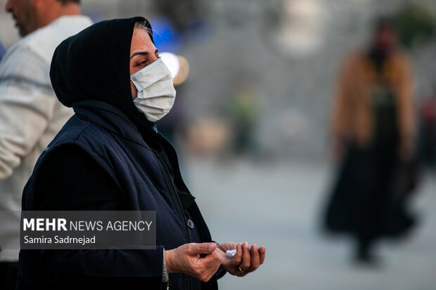 آیین سنتی سمنوپزان در میدان امام حسین (ع)