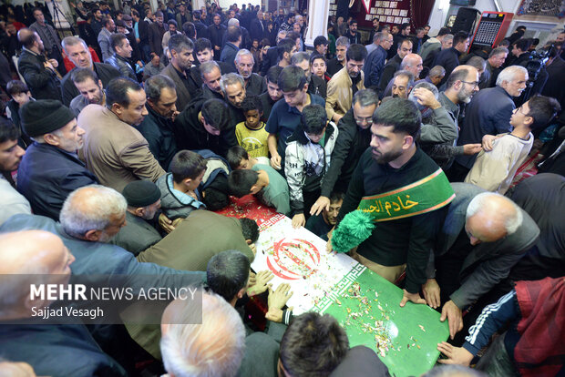 مراسم وداع با شهید گمنام در همدان