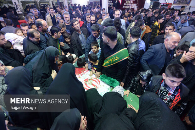 وداع مردم همدان با فرزندان گمنام وطن در سایه اشک «یا زهرا»