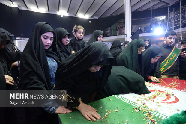 مراسم وداع با شهید گمنام در همدان