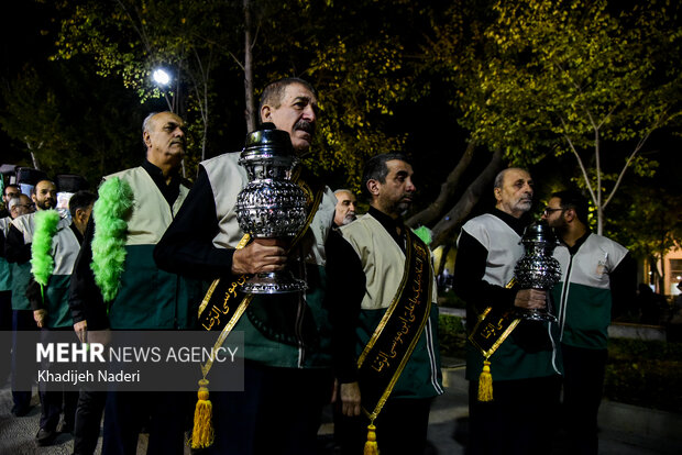 قافله عزاداری شب شهادت حضرت زهرا(س) در چهارباغ اصفهان