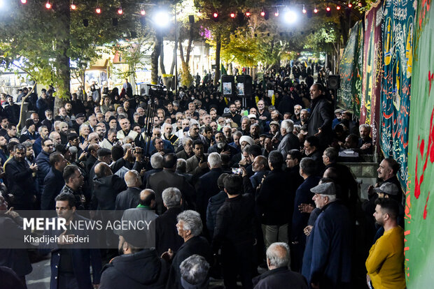 قافله عزاداری شب شهادت حضرت زهرا(س) در چهارباغ اصفهان