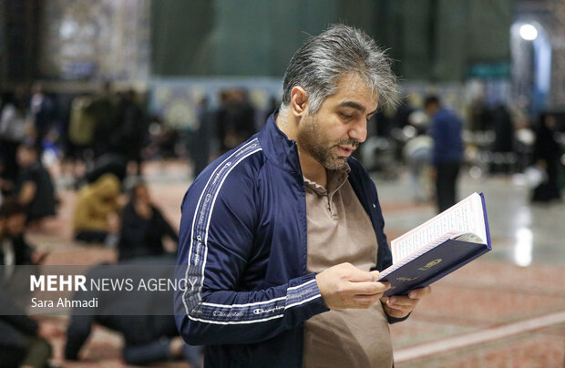 حال‌وهوای حرم امام‌رضا(ع) در شب شهادت حضرت زهرا(س)