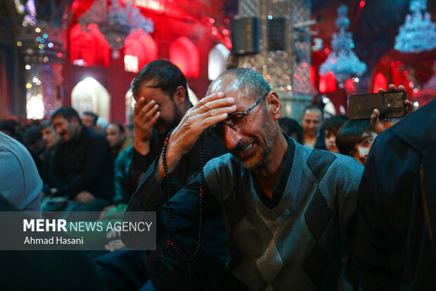 مراسم عزاداری شب شهادت حضرت فاطمه (س) در حرم مطهر رضوی