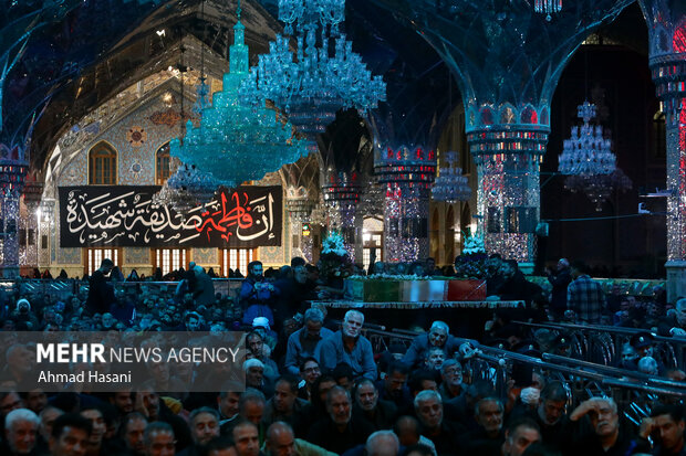 مراسم عزاداری شب شهادت حضرت فاطمه (س) در حرم مطهر رضوی