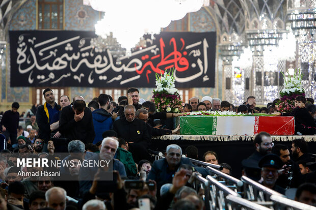 مراسم عزاداری شب شهادت حضرت فاطمه (س) در حرم مطهر رضوی
