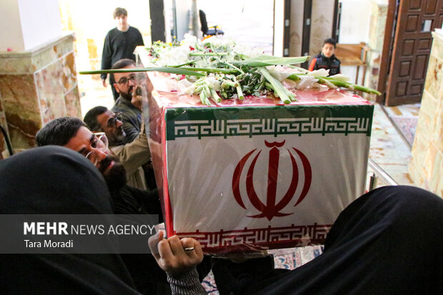 گردهمایی زیر سایه مادر سادات در رشت