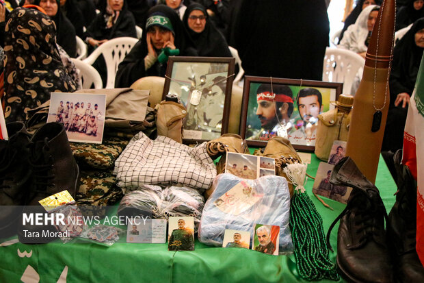 گردهمایی زیر سایه مادر سادات در رشت