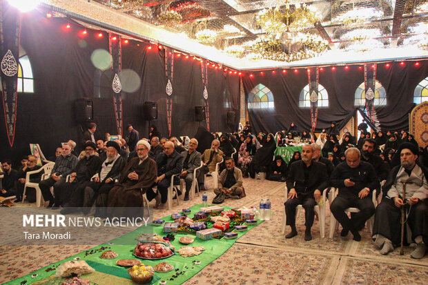 گردهمایی زیر سایه مادر سادات در رشت
