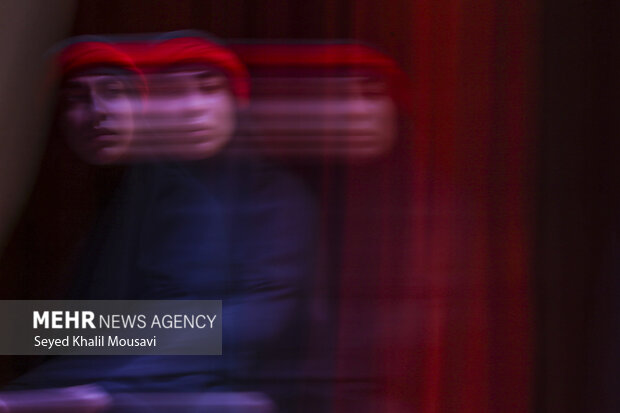 اجرای نمایش «زنی شبیه مادر»