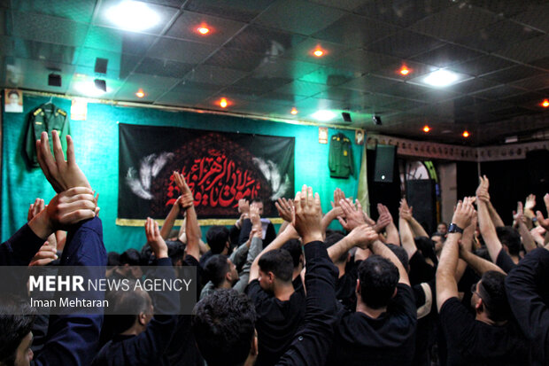 مراسم شب شهادت حضرت زهرا(س) و وداع با شهدای گمنام